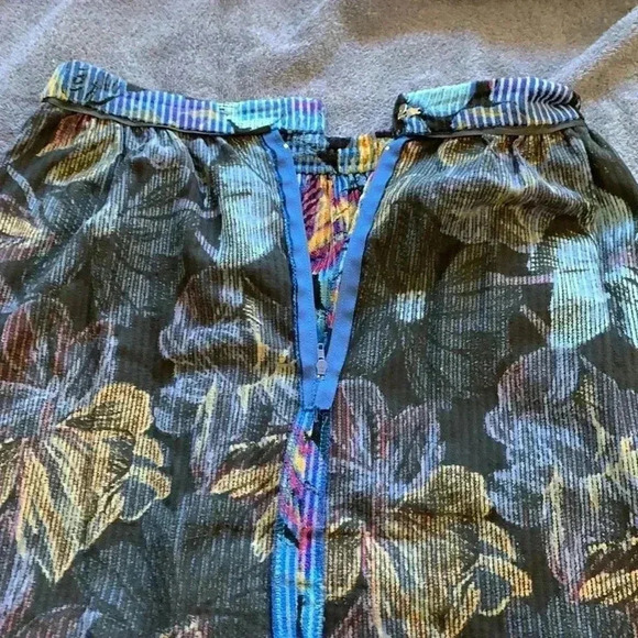 Source Unknown, one-of-a-kind, handmade skirt in a muted colour palette - Picture 4 of 6